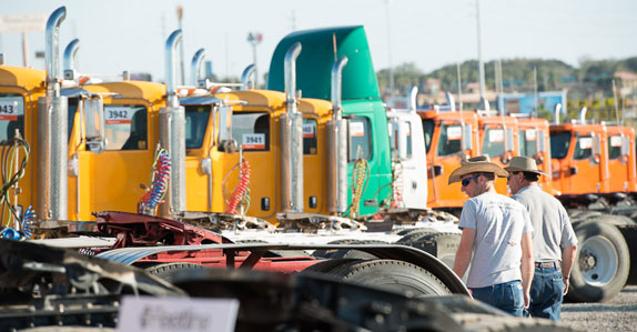 At Ritchie Bros. Auctioneers, we allow potential buyers to freely inspect and test equipment during yard business hours